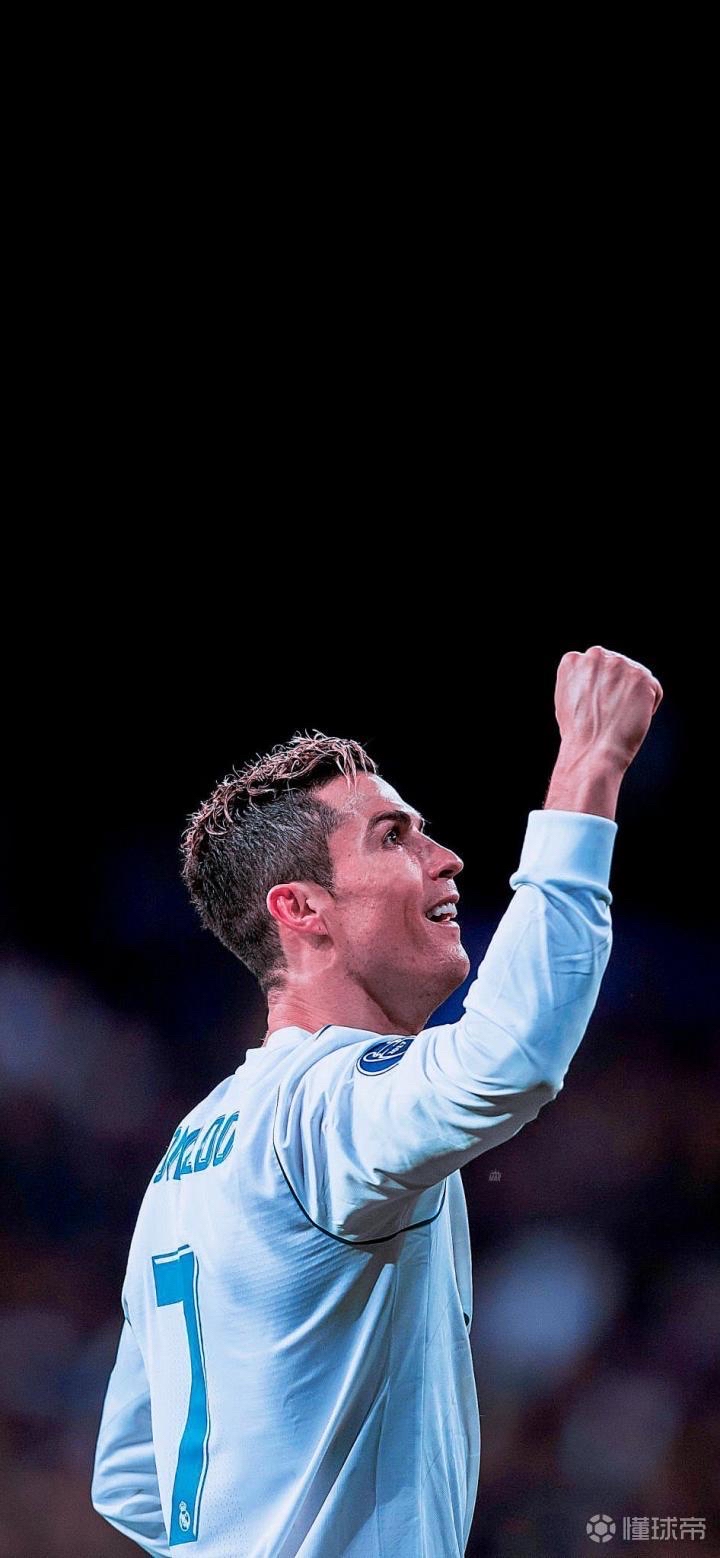 开云体育注册包含C罗重返赛场，领先优势明显首场状态出色，尤文图斯观众沸腾！气势如虹延续的词条